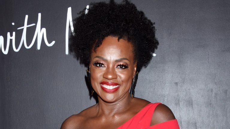 5 Older Celebrities Defying Conventional Makeup Norms