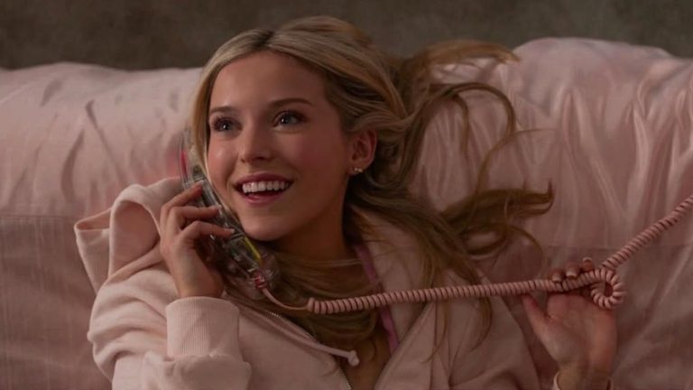 Books That Young Elle Woods Would Absolutely Include on Her Reading List