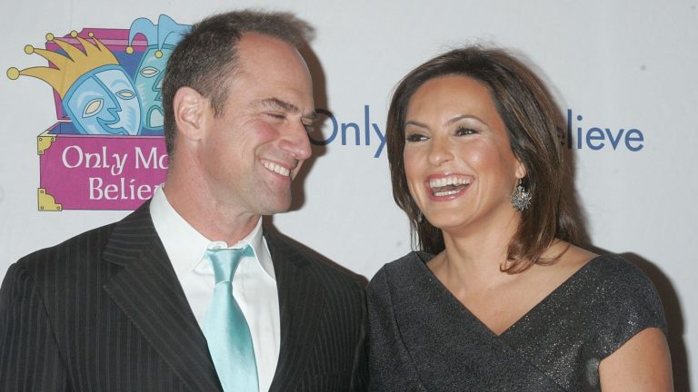 Unusual Aspects of Mariska Hargitay and Chris Meloni's Friendship That Stand Out