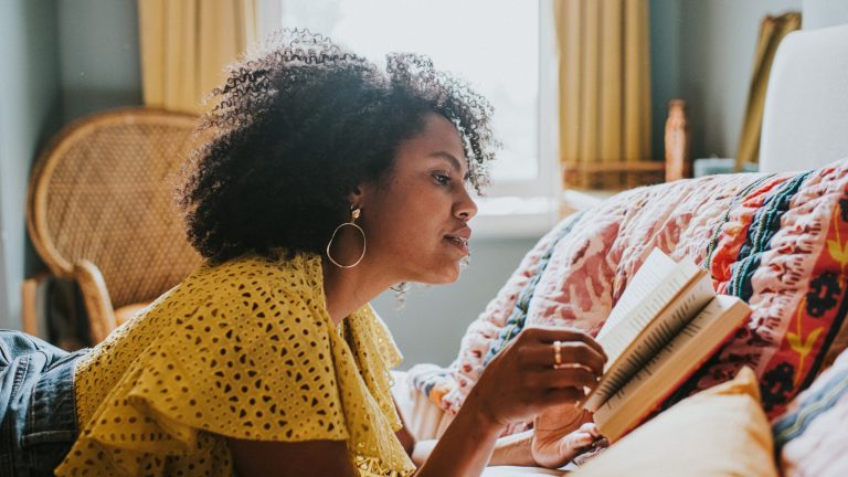 3 Signs You'll Fall in Love with the Cozy Mystery Genre, According to an Author