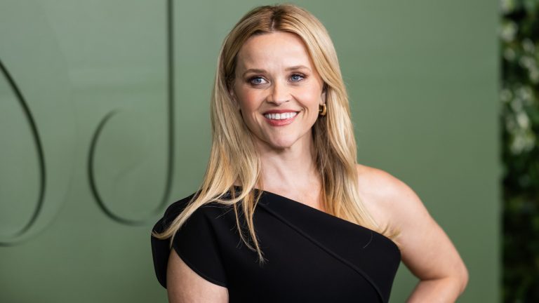 Reese Witherspoon Narrates a Must-Hear Audiobook for Your Listening List