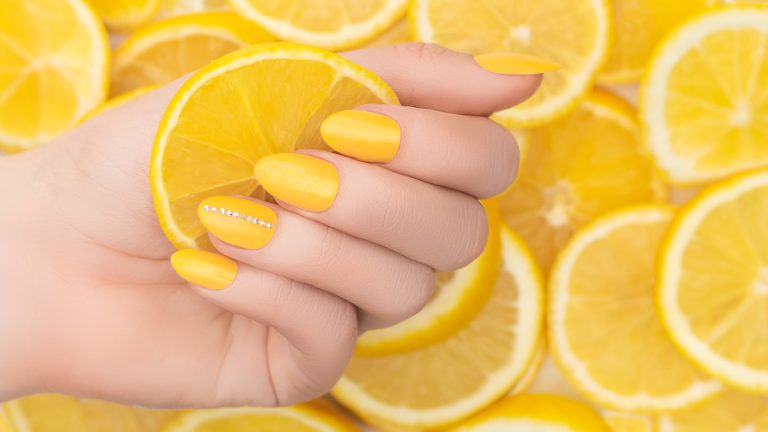 Lemon-Themed Nail Designs for a Mediterranean Summer 2025 Vibe