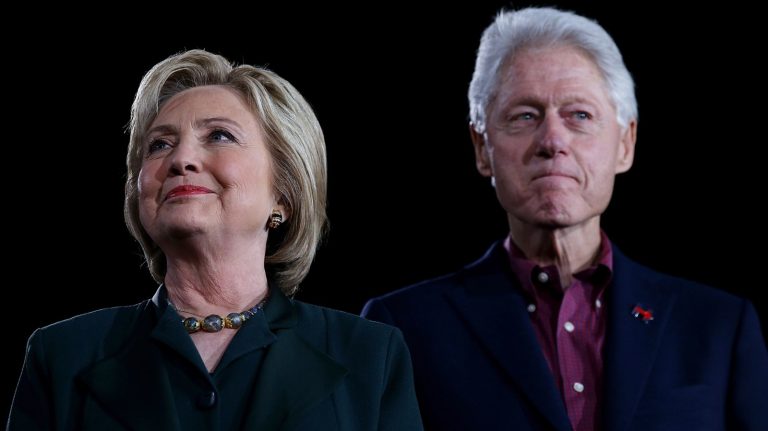 Red Flags in Hillary and Bill Clinton's Marriage