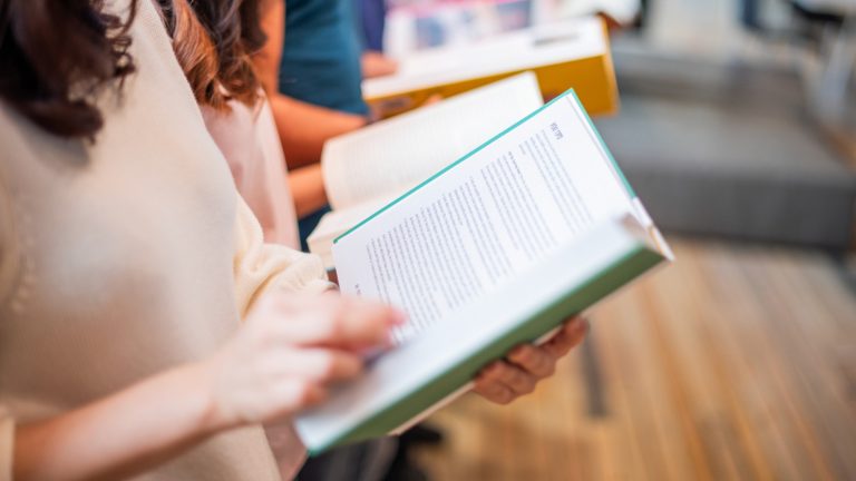 Top Books to Read for Navigating a Complex Father-Child Relationship