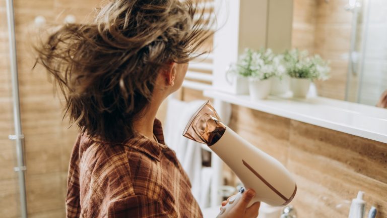 Haircuts to Leave Behind in Your 2025 Beauty Routine